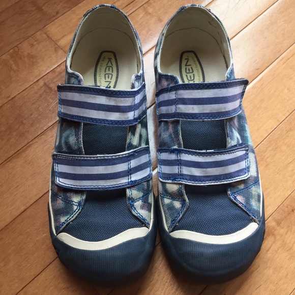 keen velcro shoes